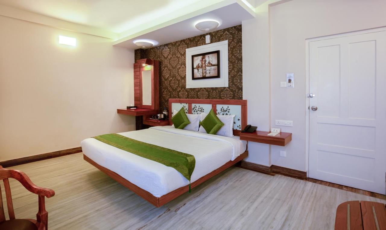 Hotel Treebo The Qasr Kochi Esterno foto