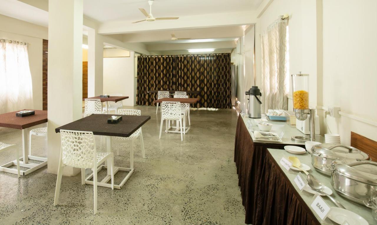 Hotel Treebo The Qasr Kochi Esterno foto