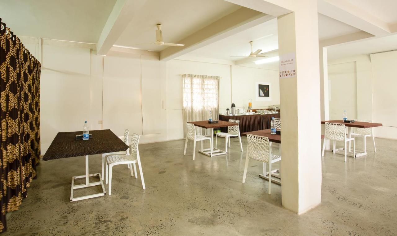 Hotel Treebo The Qasr Kochi Esterno foto